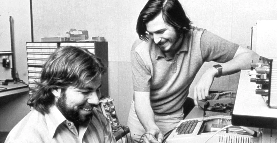 Sandalele lui Steve Jobs au obținut un preț record la licitație