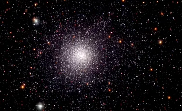 Telescopul Webb a descoperit un roi de galaxii neobișnuit de matur pentru Universul timpuriu