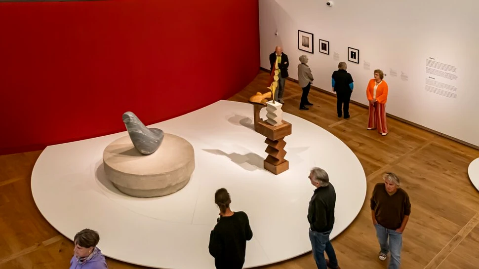 Cele mai importante expoziții de artă din 2026. Ghid de călătorie culturală: de la Cézanne în Elveția la Brâncuși la Berlin și Matisse la Paris