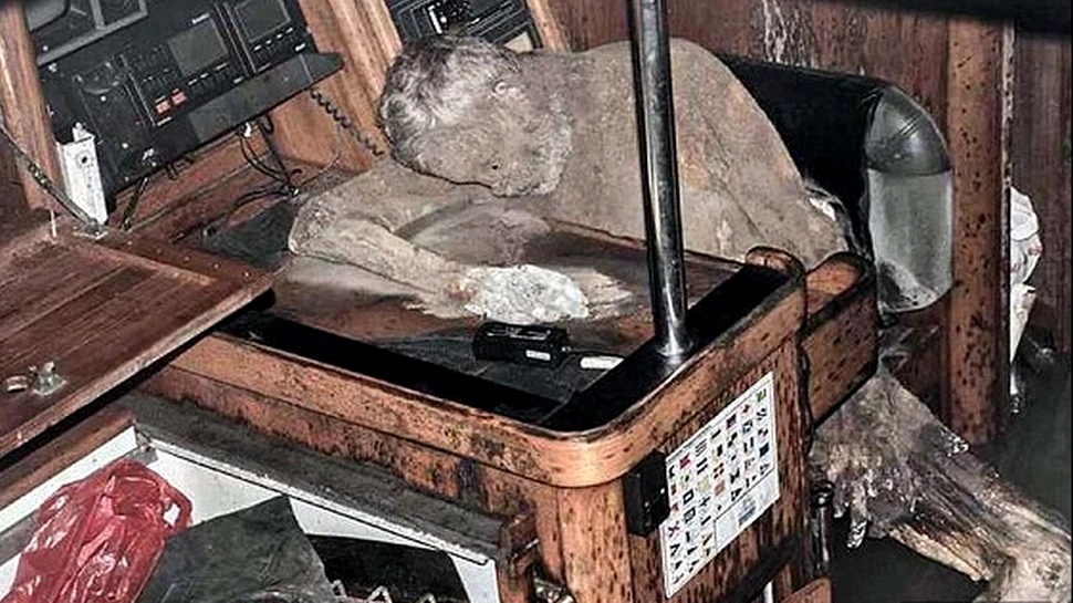 Poliţiştii au elucidat misterul marinarului MUMIFICAT. Acesta a lăsat în urmă o scrisoare de adio – FOTO