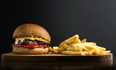 Mâncarea fast-food ne afectează capacitatea de a ne concentra