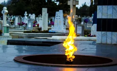 Flacăra eternă de la Monumentul Eroilor Revoluţiei Timişoara, stinsă din cauza unei facturi neplătite
