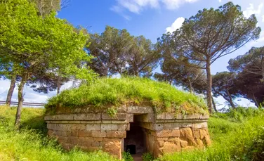 Mormânt etrusc intact cu peste 100 de artefacte, descoperit în Italia