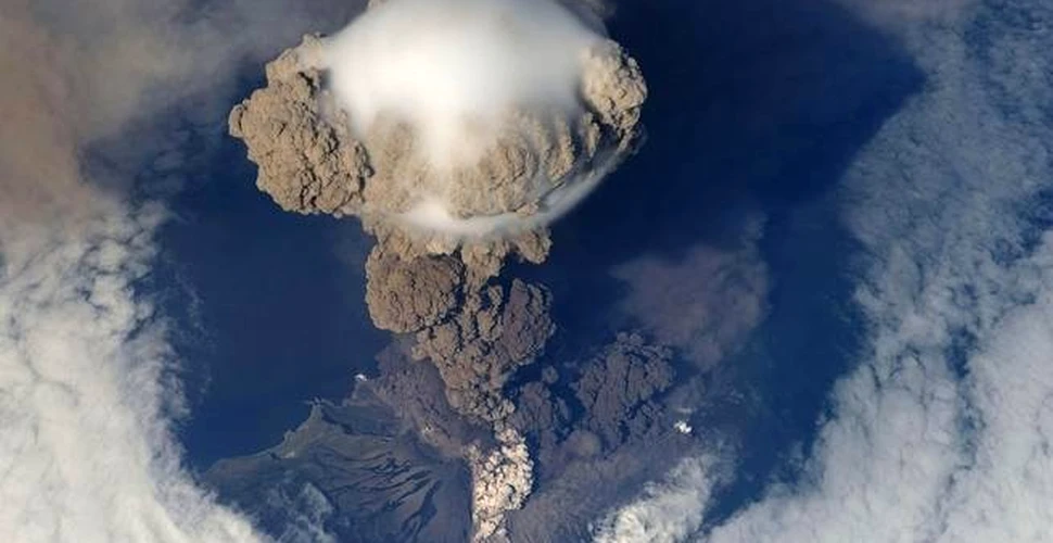 Descoperire incredibilă a savanţilor care au studiat erupţia unui supervulcan. Ce s-a întâmplat cu omenirea în timpul iernii vulcanice