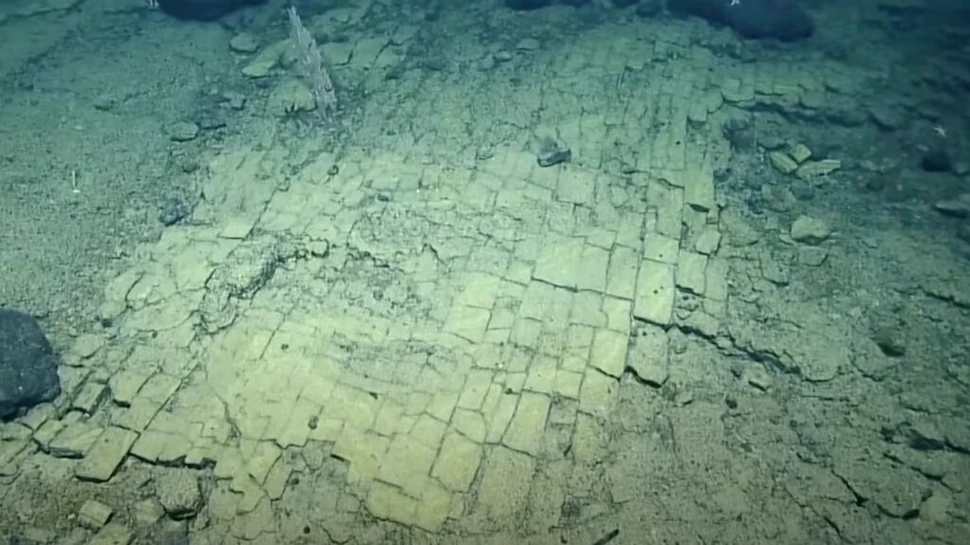 Calea către miticul oraș Atlantida? „Drumul de cărămizi galbene”, descoperit de exploratori