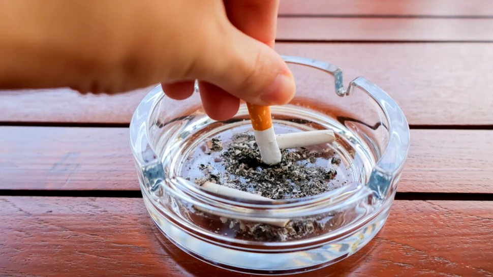 Oamenii pot îmbătrâni mai repede dacă tatăl lor a fumat în timpul pubertății