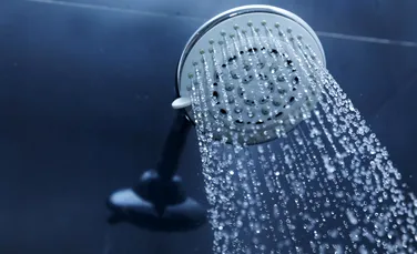 Duș cu apă rece sau caldă: Care este mai sănătos?