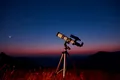 Test de cultură generală. Care este diferența dintre telescop și microscop?