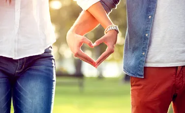Un studiu arată că femeile spun „Te iubesc” mai târziu decât bărbații