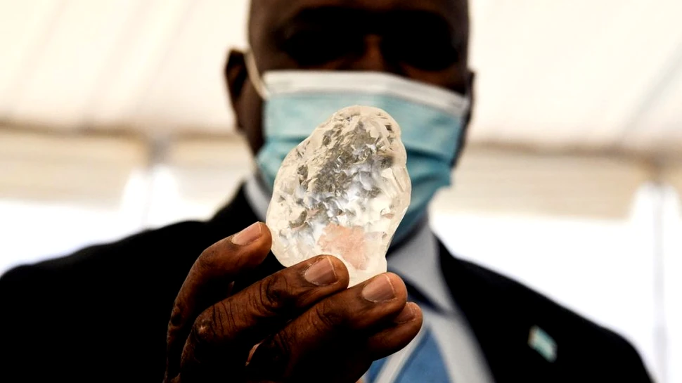 Al treilea cel mai mare diamant din lume, descoperit în Botswana. Câte carate are