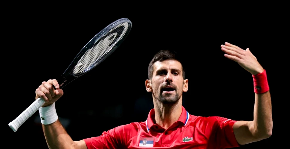 Racheta lui Novak Djokovic din finala Roland Garros 2016, scoasă la licitație