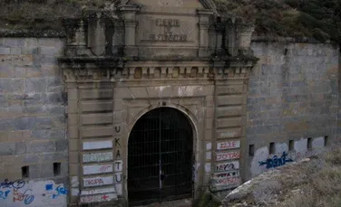 FOTO. Enigmaticul Fort San Cristóbal din munţii Spaniei este un punct de atracţie pentru investigatorii în paranormal. Ce secrete şi orori ascund zidurile cetăţii
