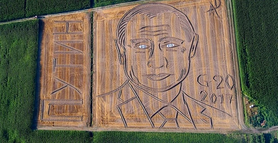 Portretul uriaş al preşedintelui Vladimir Putin a fost realizat de un fermier pe câmp