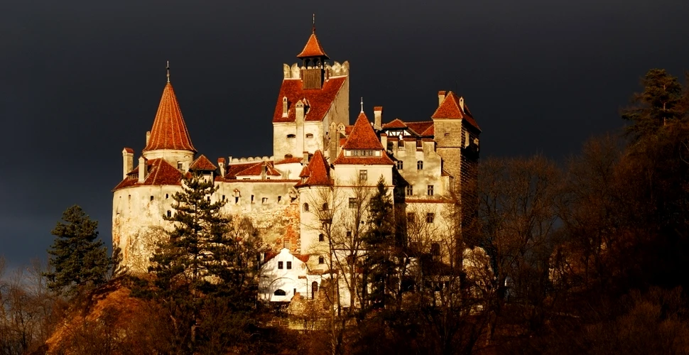 Cel mai citit ziar din lume, despre Castelul Bran: „Un edificiu misterios ce atrage «legiuni» de fani ai vampirilor”