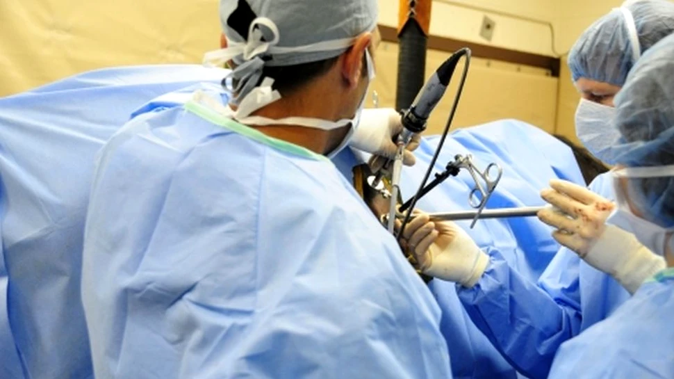 Riscul operaţiei de ovarectomie. Concluzia unui studiu care a durat 46 de ani