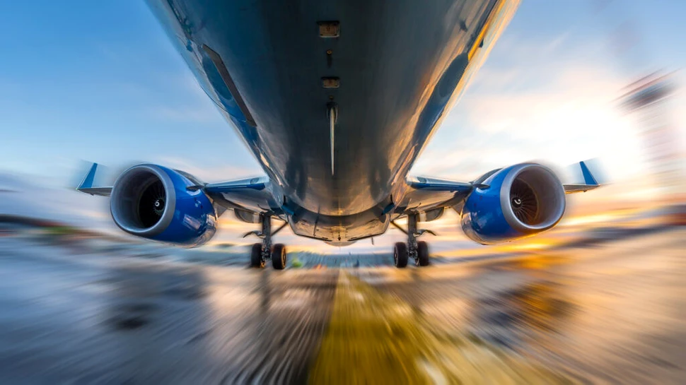 O companie aeriană va începe să-și cântărească pasagerii