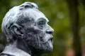 Alfred Nobel, inventatorul dinamitei care a ajuns să promoveze pacea mondială