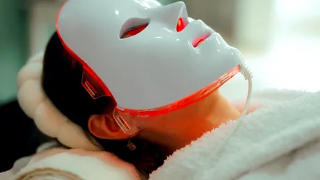 Măștile cu LED pentru îngrijirea pielii funcționează sau nu?