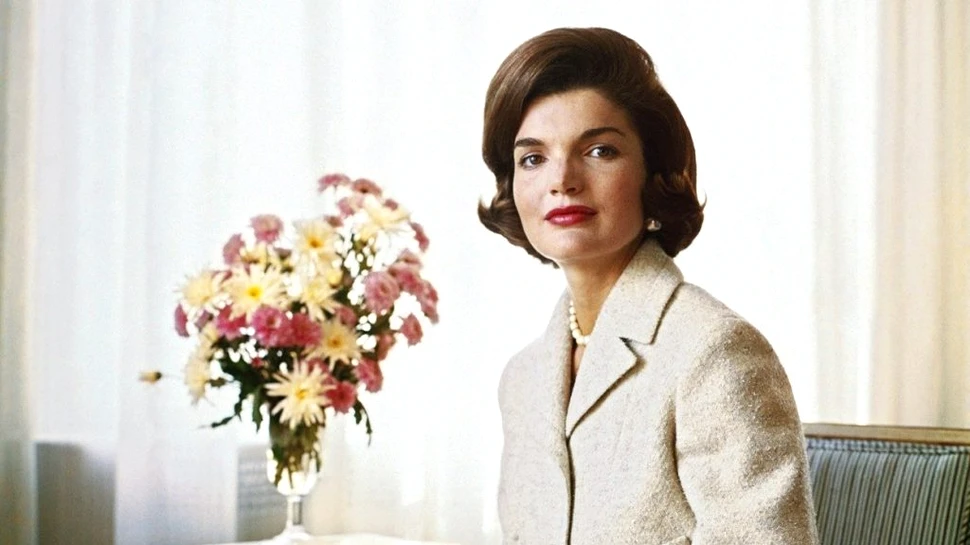 Jacqueline Kennedy Onassis, printre cele mai iubite prime doamne din istoria SUA