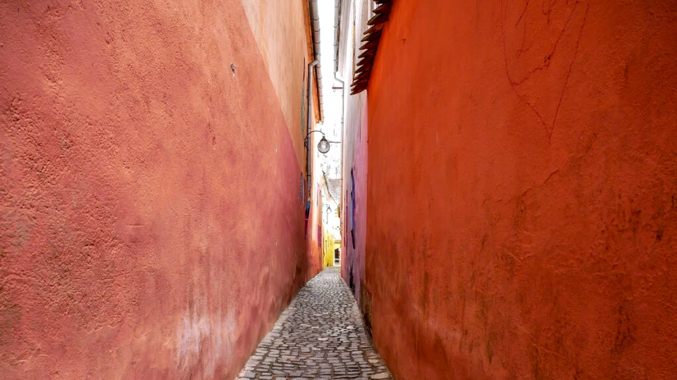 Strada Sforii din Brașov, închisă în regim de urgență