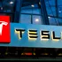 Mai mulți șoferi de mașini Tesla susțin că le-a fost modificat kilometrajul