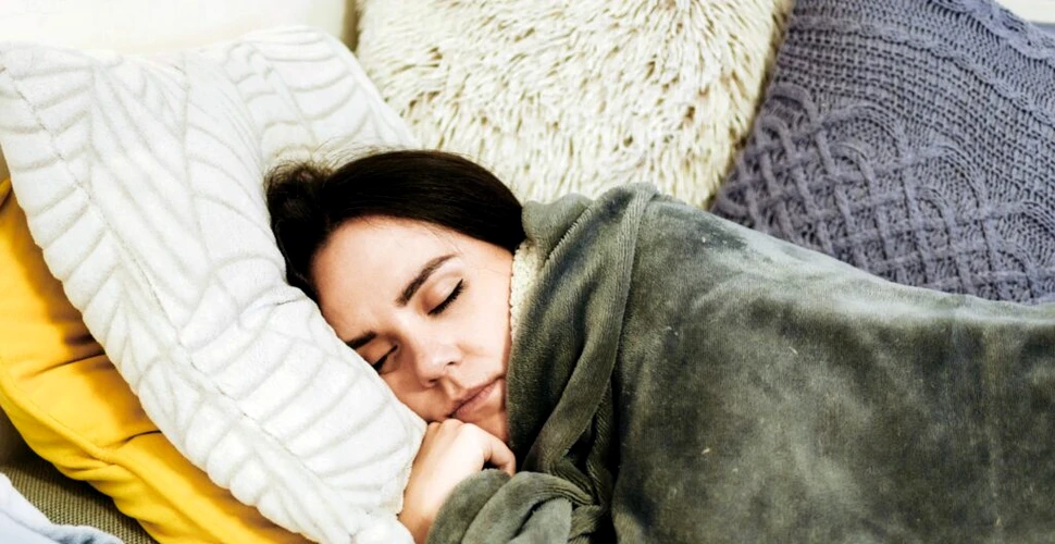 Dormitul cu pături ponderate ar putea accelera producția de melatonină
