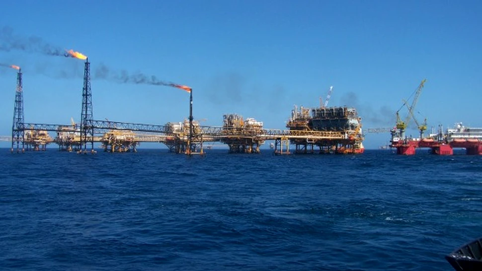 Statele Unite isi indreapta privirea catre propriile rezerve de petrol