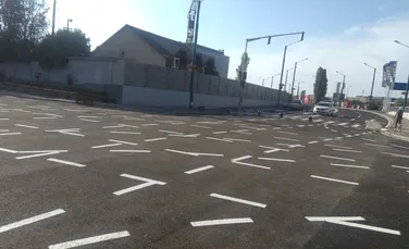 Cât de uşor vedeţi liniile imaginare? O intersecţie inaugurată în Timişoara are marcaje rutiere întortocheate – FOTO