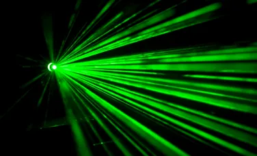A fost construit un laser care poate identifica şi distruge celulele canceroase