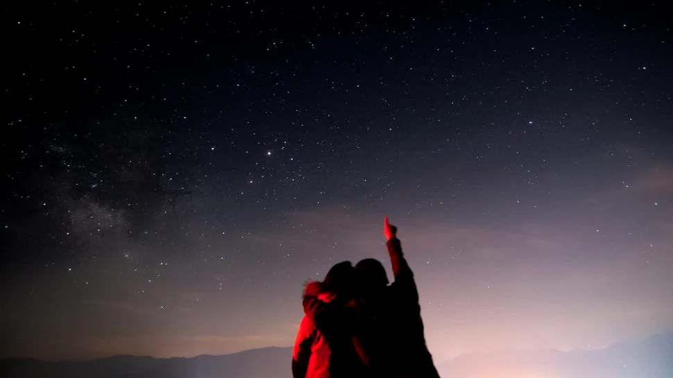 Cât timp mai are de trăit omenirea? Răspunsul unui renumit astronom de la Harvard