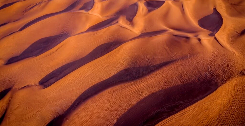 Dunele de nisip „respiră” vapori de apă, arată o descoperire surprinzătoare