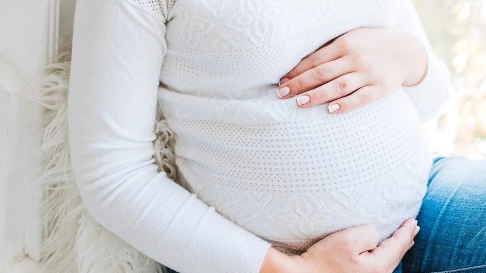 Expunerea la antibiotice în timpul sarcinii crește riscul apariției astmului în copilărie