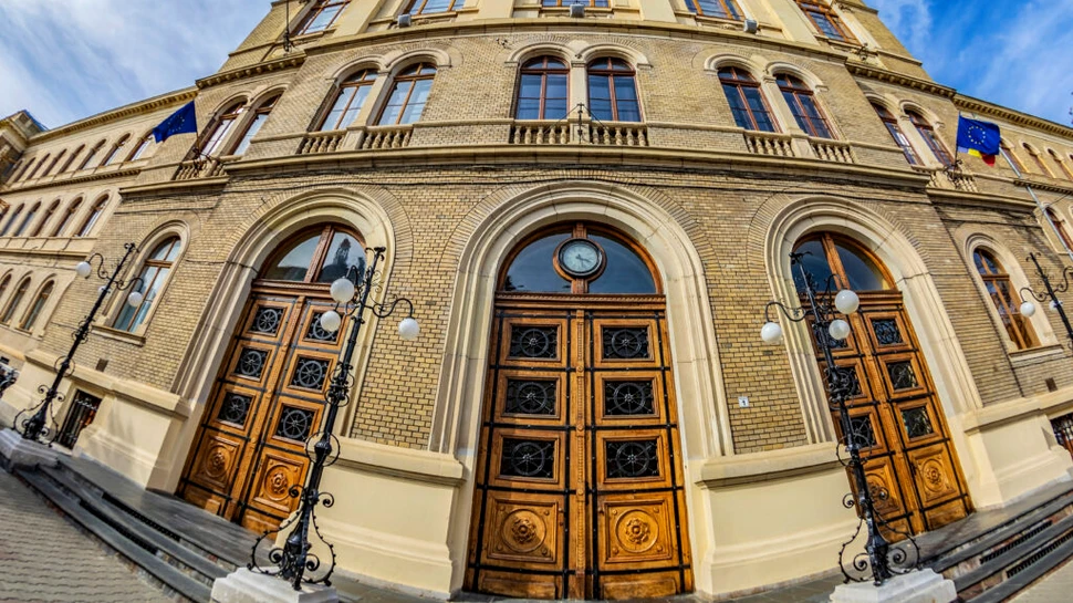 Cea mai vârstnică studentă din România a terminat facultatea la 90 de ani