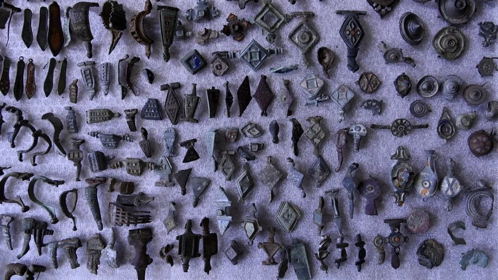 Ce au găsit polițiștii în locuința unuia dintre cei mai mari tâlhari de artefacte arheologice din istoria europeană