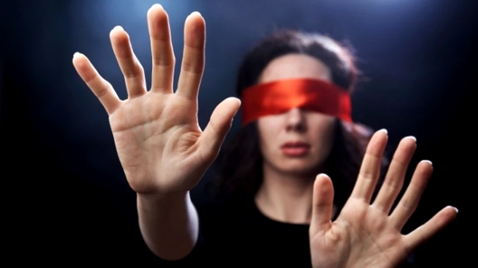 Ochelarii smart care permit transformarea imaginii în sunet. Şansă uriaşă pentru nevăzători de a precepe lumea – FOTO