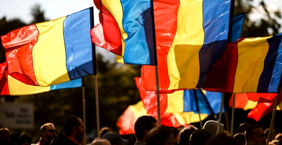 Majoritatea românilor cred că Epoca de Aur a Europei se întâmplă acum sau urmează să aibă loc