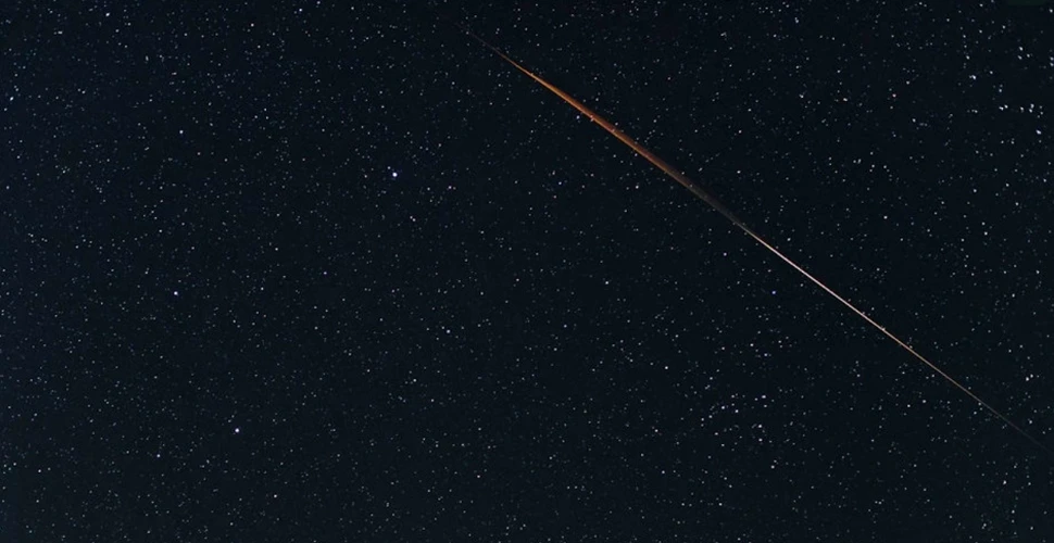 Asteroidul DA14 care ne-a „vizitat” vinerea trecută a fost imortalizat într-un timelapse (VIDEO)