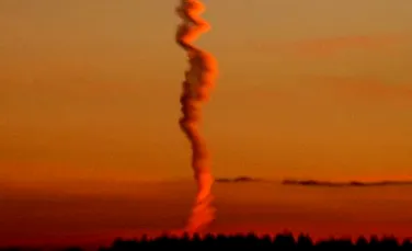 Un nor ciudat în formă de spirală provoacă nedumerire