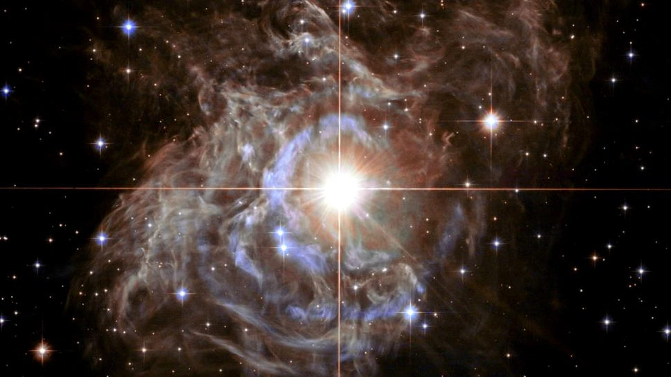 În spiritul Crăciunului, Telescopul Hubble surprinde o imagine uimitoare care seamănă cu o coroană de brad