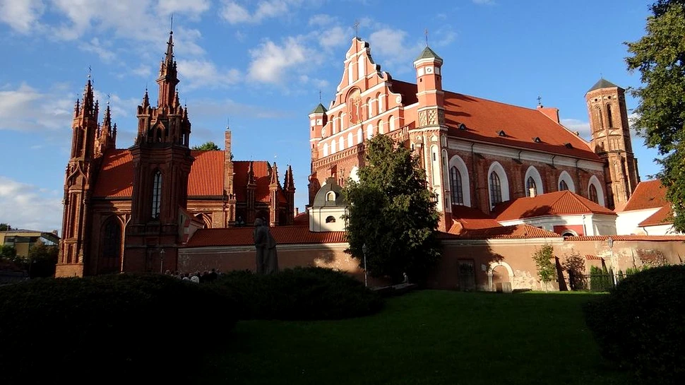 Cele mai ieftine destinaţii europene pentru un ”city break”, de la Vilnius la Praga şi Bucureşti