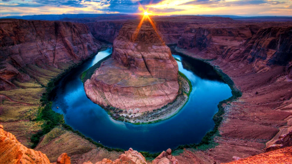 Supraviețuire ca prin miracol la Marele Canion! Un adolescent a căzut 30 de metri în gol