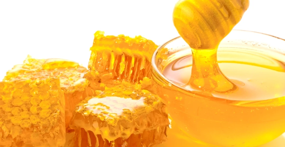 De ce rezistă mierea câteva mii de ani fără să se strice? Cercetătorii au descifrat secretul