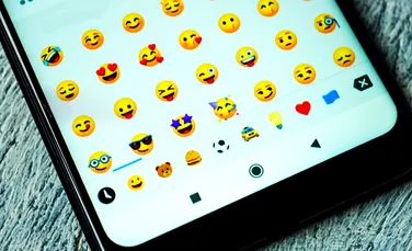 Ce spune știința despre oamenii care folosesc emoji-uri în mesaje?