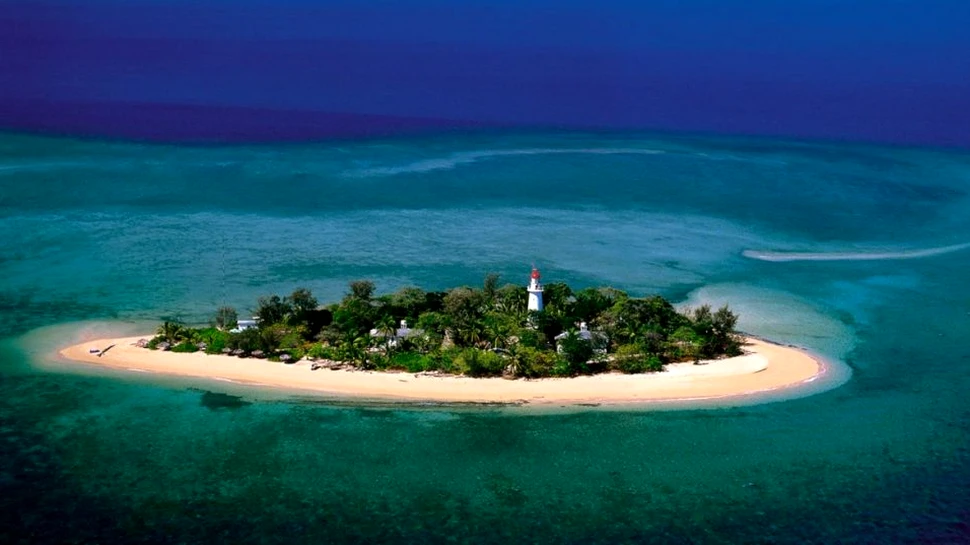 Să te întorci la birou nu te mai încântă? O insulă tropicală din Marea Barieră de Corali are nevoie de îngrijitor
