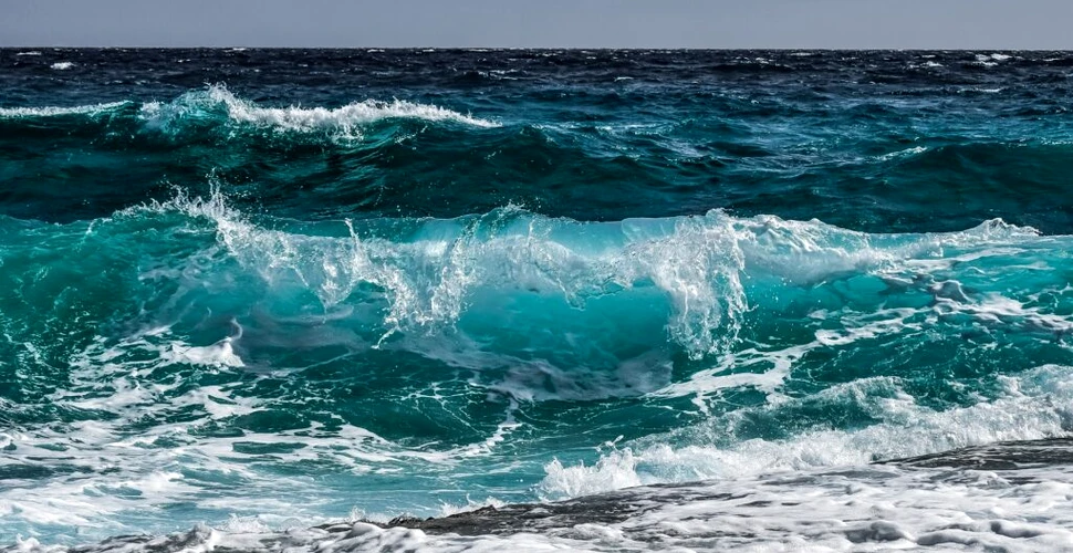 Oamenii de știință au reușit să genereze hidrogen din apa sărată a mării