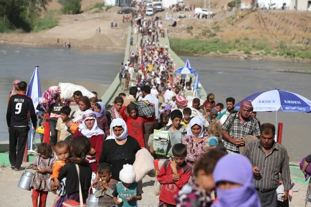 Refugiaţi yrzidi în Irak.