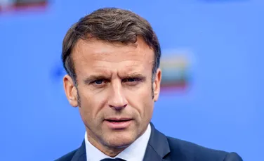 O statuie de ceară a lui Emmanuel Macron, furată dintr-un muzeu parizian