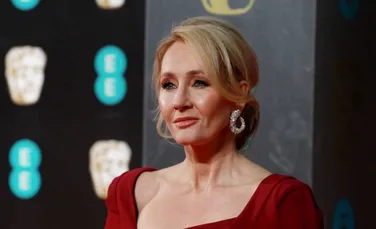 J. K. Rowling, autoarea romanului ”Harry Potter” va publica un roman poliţist sub pseudonimul Robert Galbraith