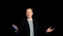 Elon Musk s-a răzgândit, din nou, în privința cumpărării platformei Twitter