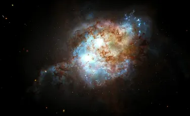 O descoperire rară și neașteptată. Hubble a surprins un quasar dublu în Universul îndepărtat